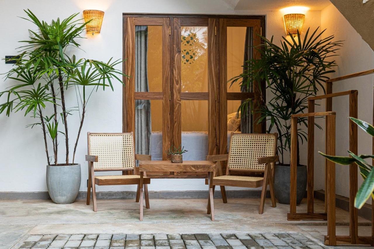 Lucky'S Surf Camp Bed & Breakfast Weligama Eksteriør bilde