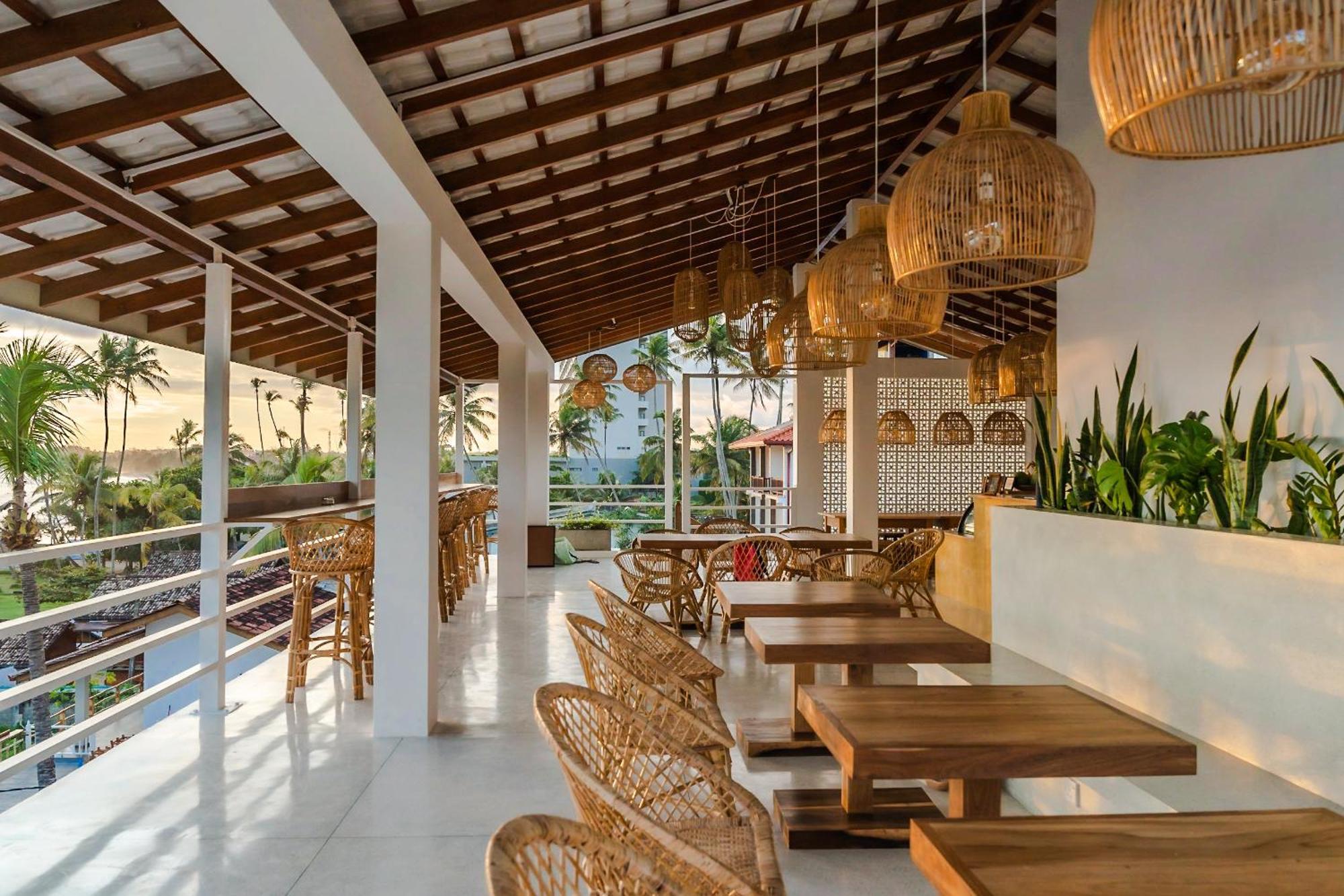 Lucky'S Surf Camp Bed & Breakfast Weligama Eksteriør bilde