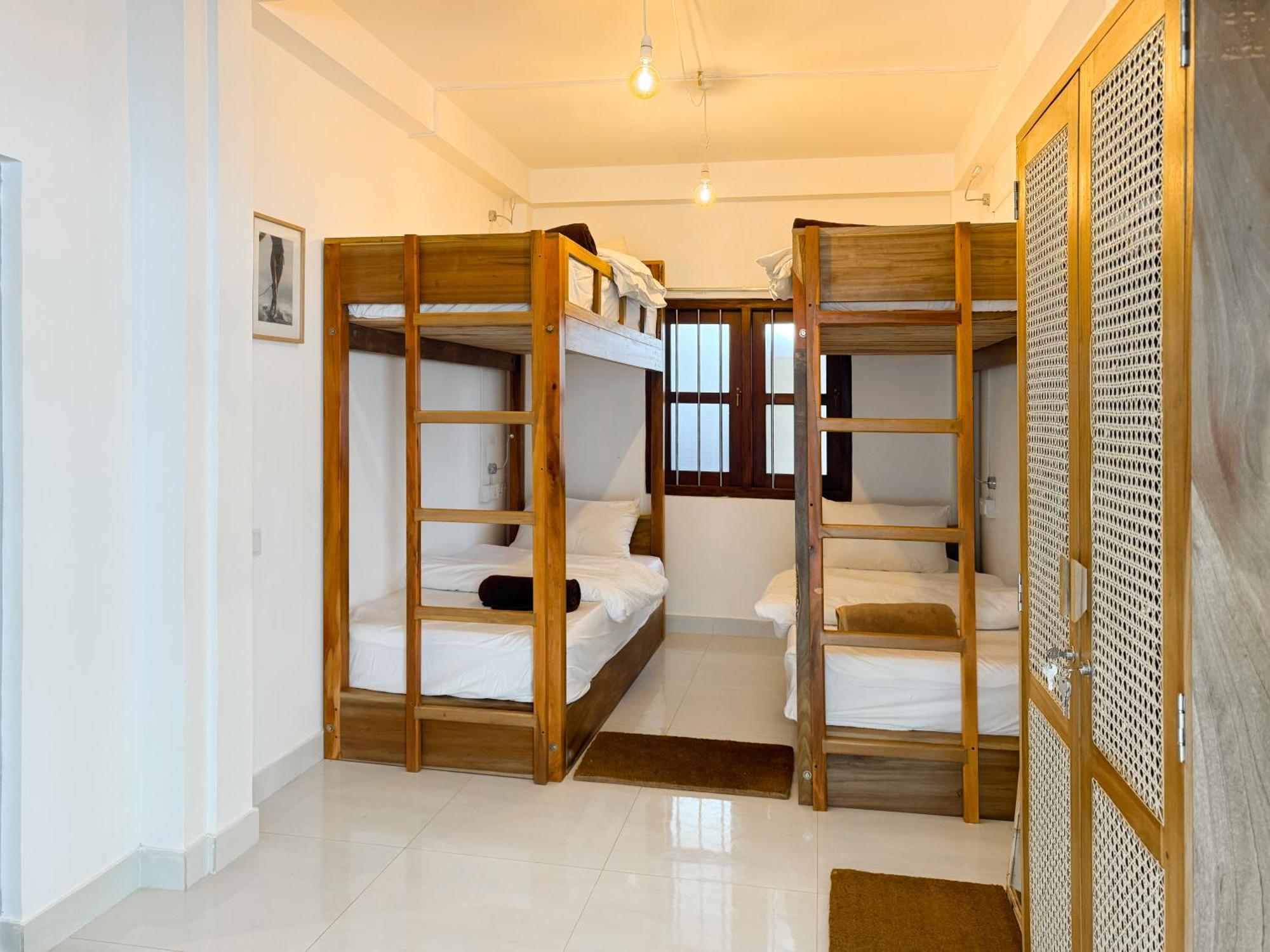 Lucky'S Surf Camp Bed & Breakfast Weligama Eksteriør bilde